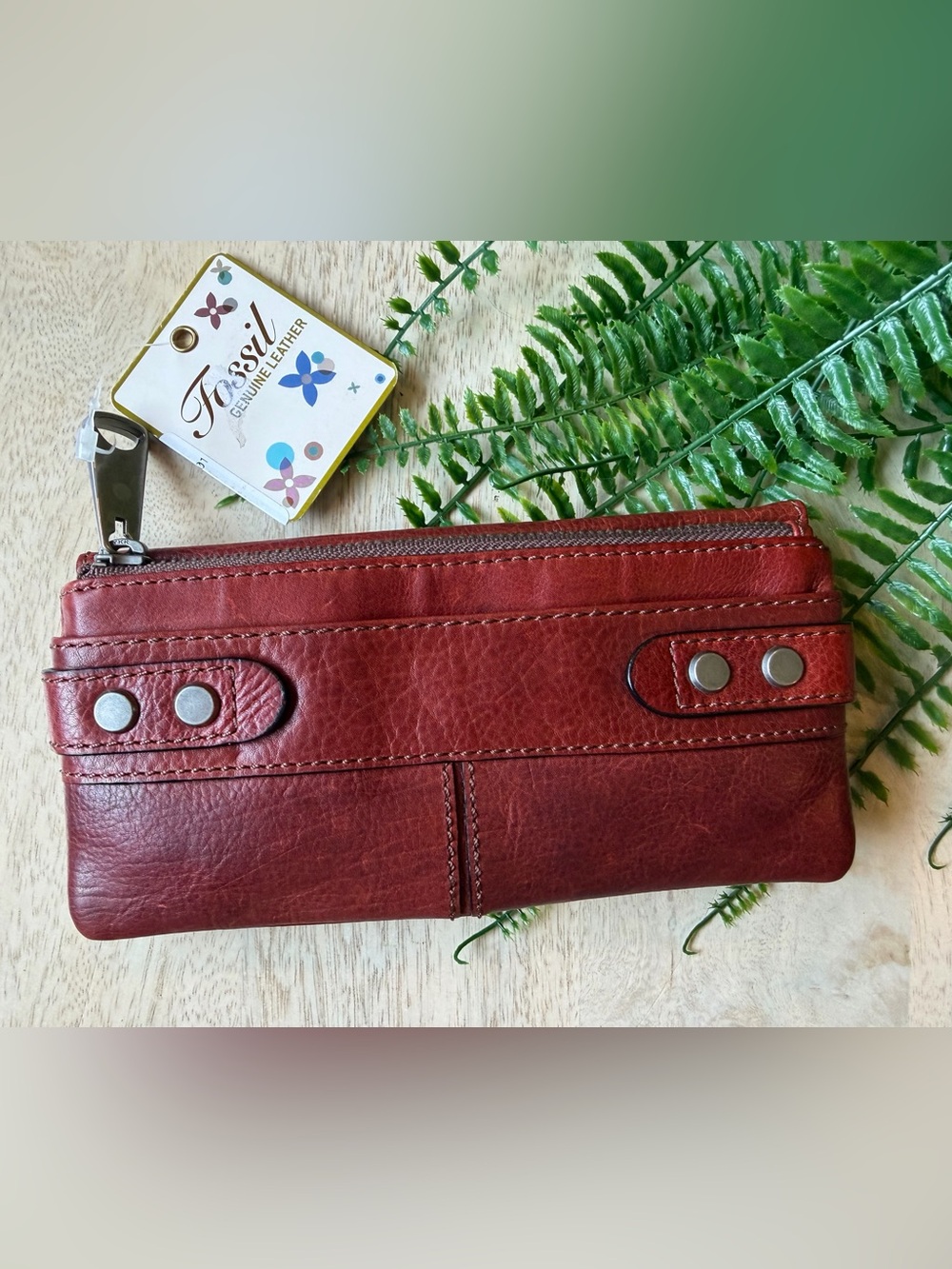 FOSSIL Deep Red Leather Wallet Never Used